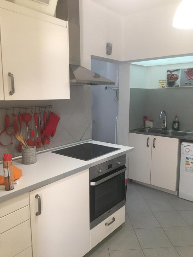 3 Bedroom Town House - Historic Centre Of Cascais. 100 Mts From The Beach And Centre Of Cascais Bagian luar foto